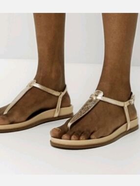 NEW Sam Edelman Naomi Leather Thong Sandals Metallic Gold T-strap Size 8.5